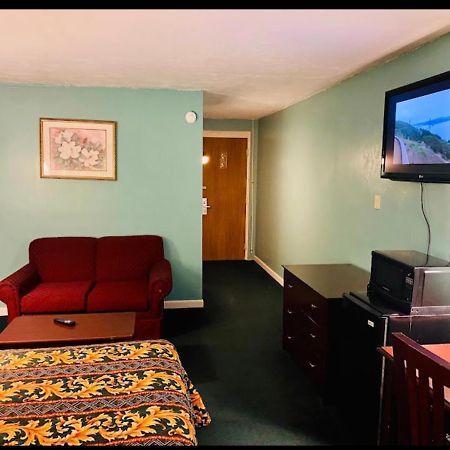 Economy Inn Of Greenville, Near Ecu Health Center Εξωτερικό φωτογραφία